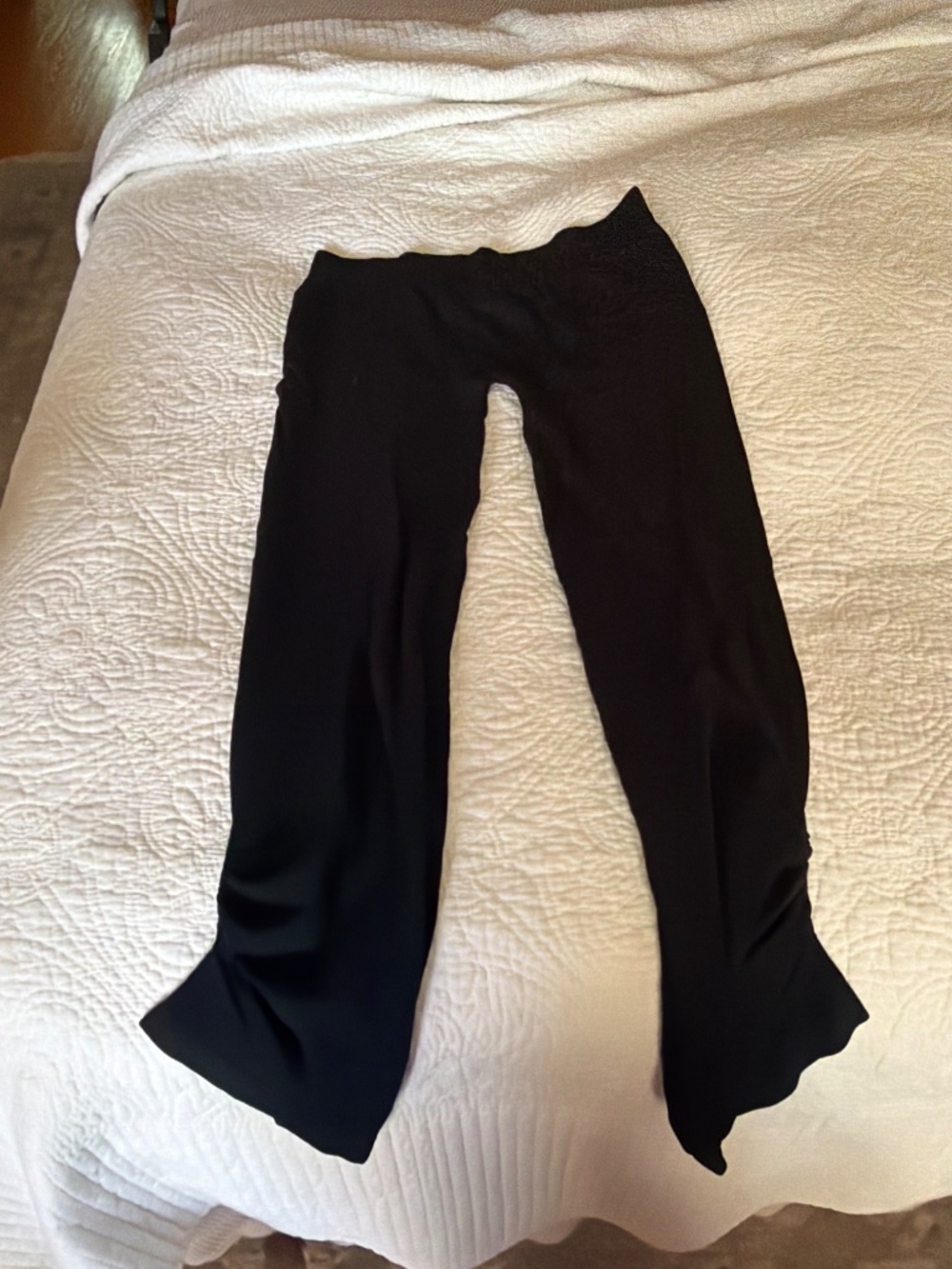 Le Chateau cropped black tights - size L/XL - Picture 5 of 7
